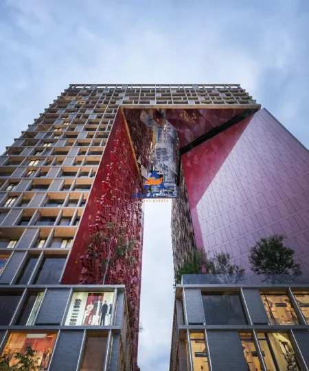 Tirane, shitet apartament 1+1+Ballkon Kati 21, 79 m² 207.220 € 