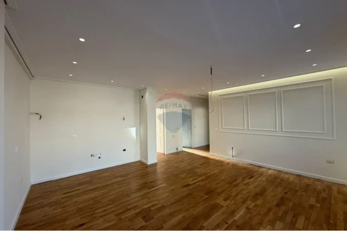 Tirane, shitet apartament 2+1+Ballkon , 115 m² 145.000 € (Rruga Ramazan Gaxherri)