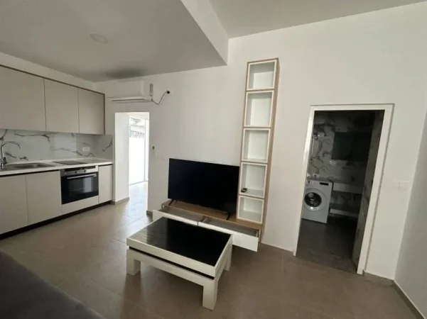 Tirane, jepet me qera garsonier 1 Katshe Kati 1, 47 m² 321 € (rruga hamdi pepo)