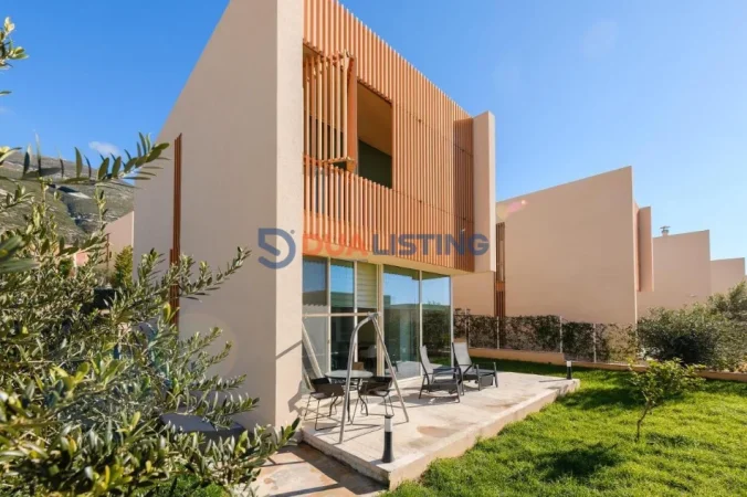 Dhermi - Palase, shitet apartament 2+1 , 120 m² 700.000 € (Dhermi)