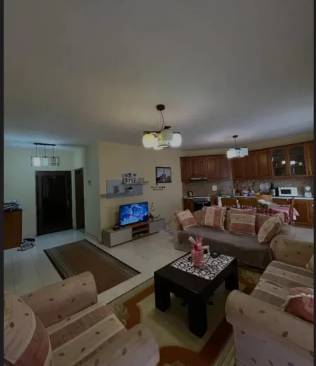 Tirane, jepet me qera apartament 2+1 Kati 5, 96 m² 800 € (KOMUNA E PARISIT)