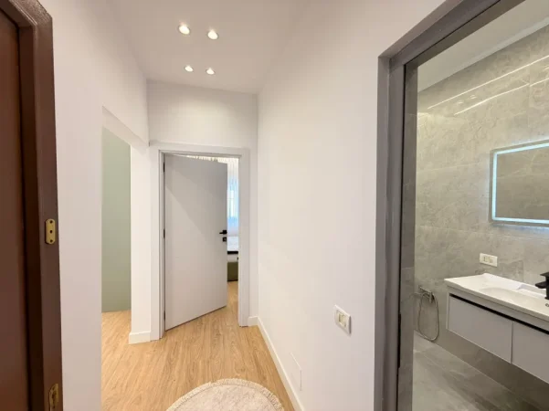 Tirane, shitet apartament 1+1 , 56 m² 111.000 € (Astir)