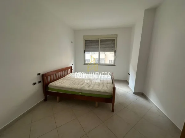 Tirane, jepet me qera apartament 3+1+Ballkon Kati 6, 135 m² 500 € (Rruga Todor Keko, Pranë Bar Oslo Tirana, Albania)