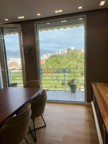 Tirane, jepet me qera apartament duplex Dublex , 210 m² 2.000 € (Kodra e Diellit)