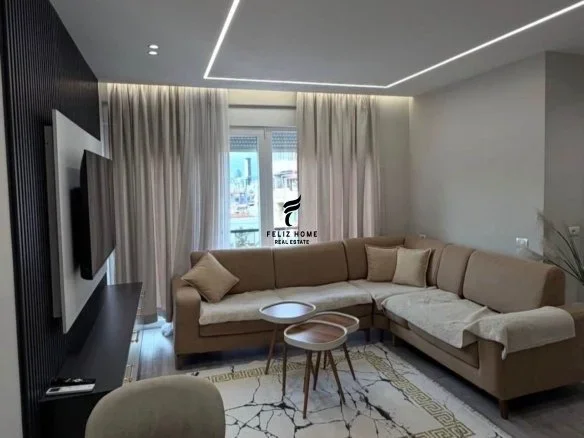 Tirane, jepet me qera apartament 2+1 Kati 4, 68 m² 750 € (XHAMLLIKU)