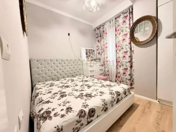 Tirane, jepet me qera apartament 1+1 Kati 4, 42 m² 400 € (Astir)