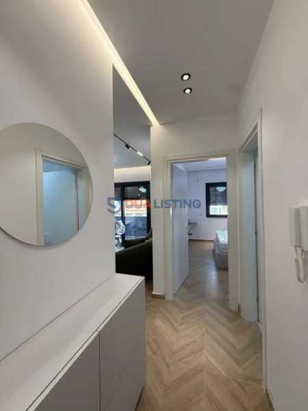 Tirane, jepet me qera apartament 1+1 , 60 m² 650 € 