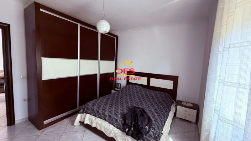 Vlore, shitet apartament 2+1+Ballkon Kati 2, 72 m² (Lungomare)