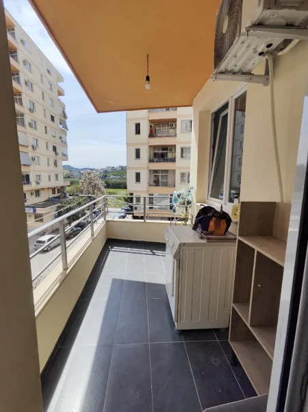 Tirane, jepet me qera apartament 1+1+Aneks+Ballkon Kati 3, 78 m² 470 € (Rruga Sokrat Miho)