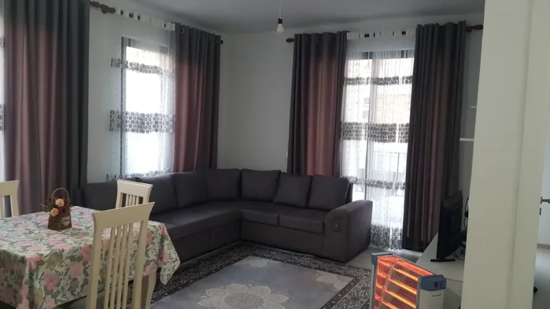 Tirane, jepet me qera apartament 1+1 Kati 2, 61 m² 40.000 Lek(Bar Sorriso Astir)