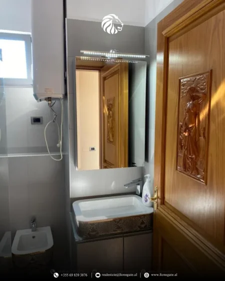Tirane, jap me qera 1+1 , 65 m² 600 € 