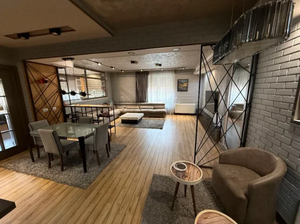 Tirane, shitet apartament 2+1 , 190 m² 665.000 € 