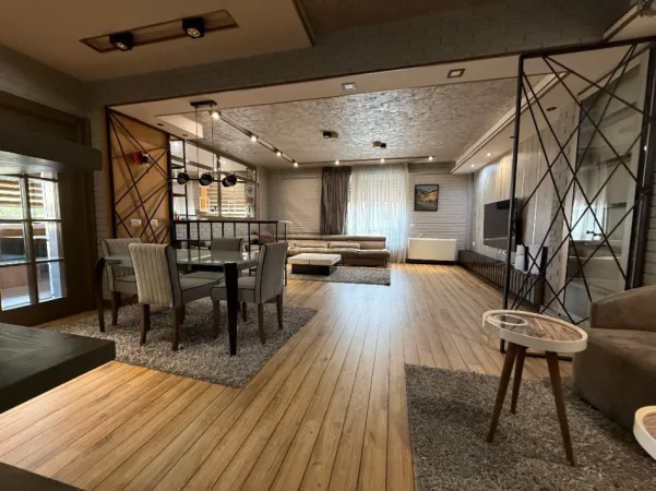 Tirane, shitet apartament 2+1 , 190 m² 665.000 € 