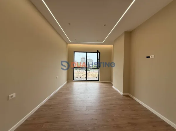 Tirane, shitet apartament 2+1 , 118 m² 