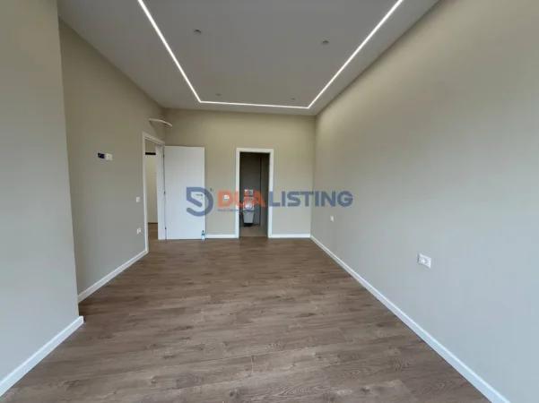 Tirane, shitet apartament 2+1 , 118 m² 