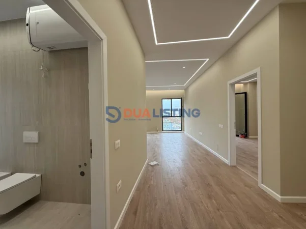 Tirane, shitet apartament 2+1 , 118 m² 