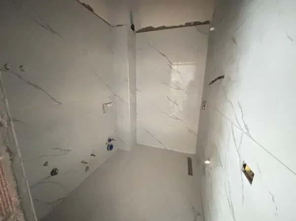 Tirane, shitet apartament 2+1+Ballkon Kati 2, 86 m² 132.525 €