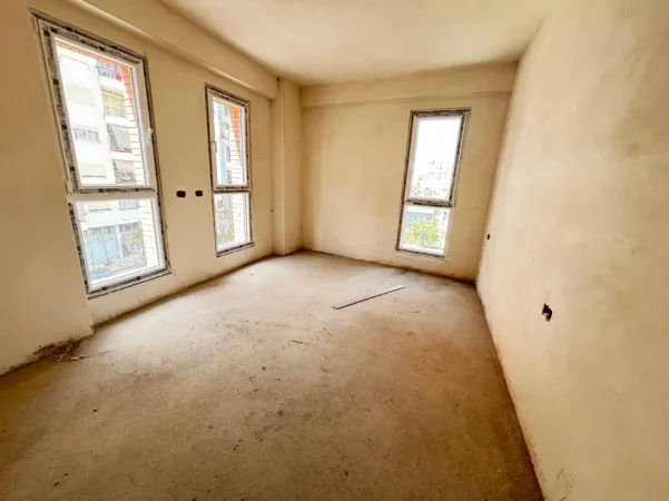 Tirane, shitet apartament 2+1+Ballkon Kati 2, 86 m² 132.525 €