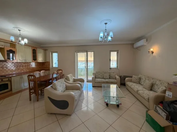 Tirane, shitet apartament 2+1 Kati 4, 99 m² 170.000 € (Selite)