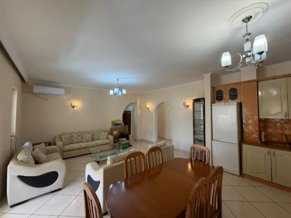 Tirane, shitet apartament 2+1 Kati 4, 99 m² 170.000 € (Selite)