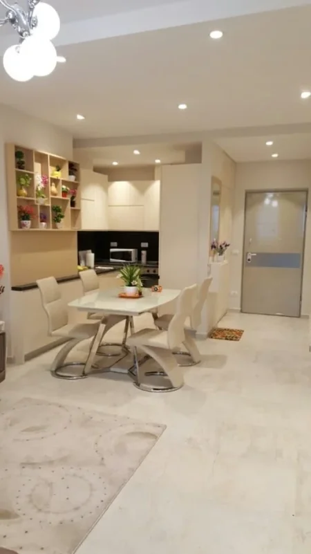 Tirane, shitet apartament 2+1+Aneks+Ballkon , 128 m² 613.000 € (ish blloku)