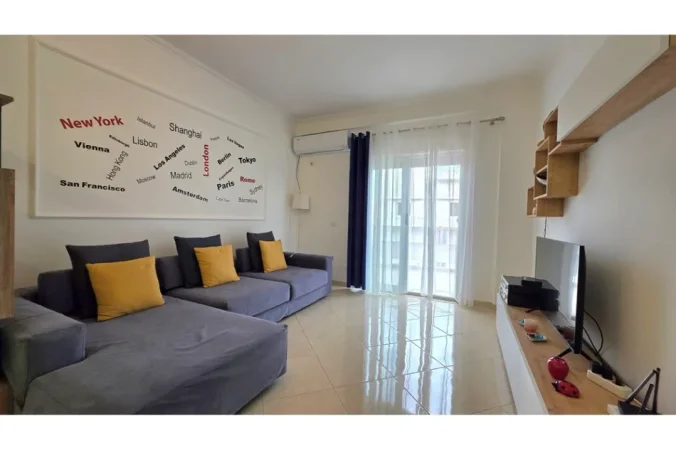 Vlore - Lungomare, jepet me qera apartament 2+1 Kati 5, 110 m² 777 € (Rruga Murat Terbaci, Vlore)