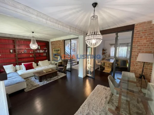 Tirane, jepet me qera Vile 5+1 , 380 m² 3.500 € 