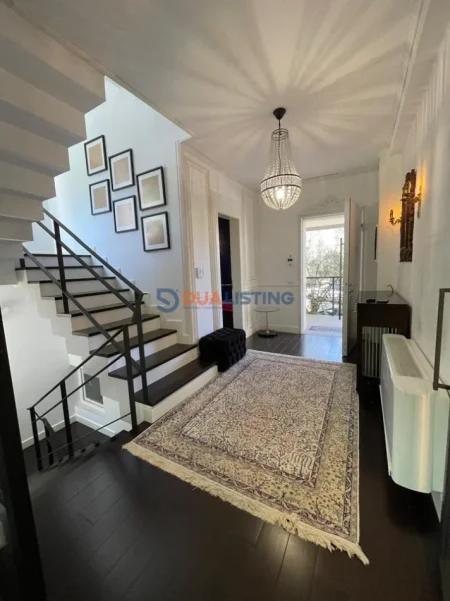 Tirane, jepet me qera Vile 5+1 , 380 m² 3.500 € 