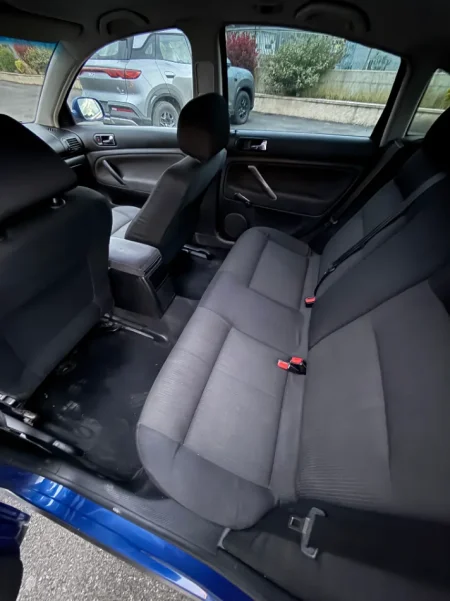 Tirane, shes makine Volkswagen Passat 1.6 Benzinë + Gaz, 2001 – Super Gjendje | 2800€ Benzin+Gaz, blu manuale Kondicioner 250.000 km 2.800 €