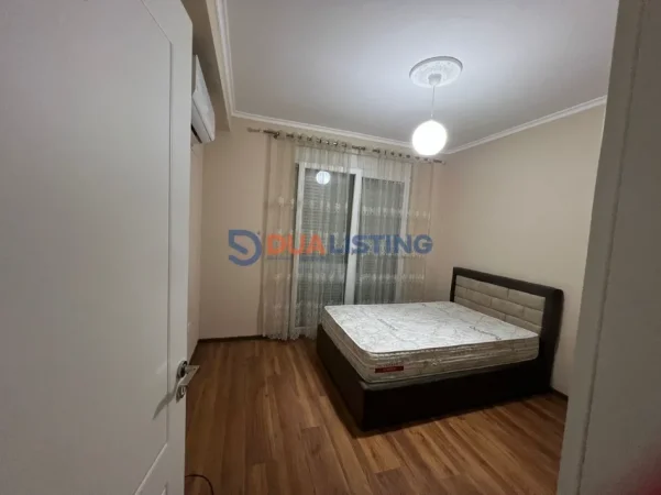 Tirane, jepet me qera apartament 2+1 , 550 € 