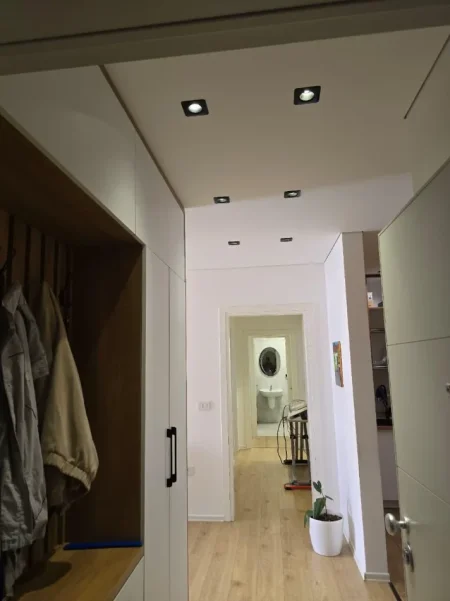 Tirane, shitet apartament 2+1 Kati 3, 95 m² 250.000 € (Ali Demi)