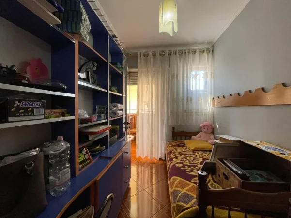 Tirane, shitet apartament 2+1 Kati 7, 75 m² 230.000 € (Komuna e Parisit)