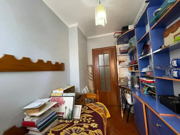 Tirane, shitet apartament 2+1 Kati 7, 75 m² 230.000 € (Komuna e Parisit)