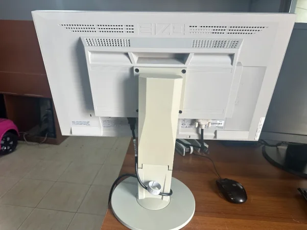 🔥 Monitor  24” Full HD – OKAZION (si i ri) 🔥