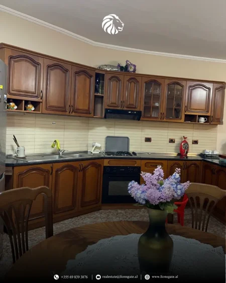 Tirane, jap me qera apartament 2+1 , 103 m² 600 € 