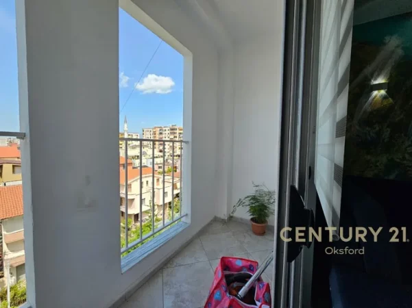 Tirane, jepet me qera apartament 1+1 Kati 5, 55 m² 530 € (Don bosko)