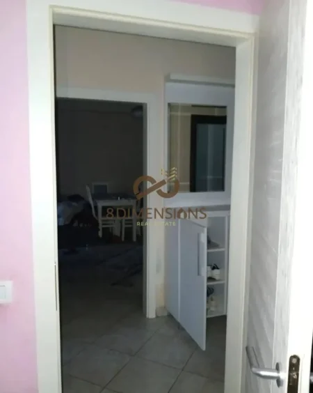 Tirane, shitet apartament 1+1 Kati 1, 73 m² 93.000 € (fresk)