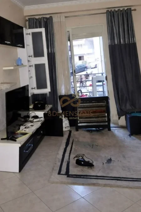 Tirane, shitet apartament 1+1 Kati 1, 73 m² 93.000 € (fresk)