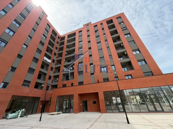 Tirane, shitet apartament 2+1+Ballkon Kati 8, 107 m² 91.000 € (Rruga Osbe)