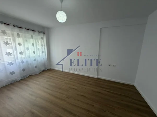Tirane, shitet apartament 1+1+Ballkon Kati 6, 73 m² 165.000 € (Ish Parku i Autobuzave)