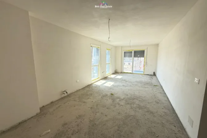 Tirane, shes apartament 2+1 Kati 3, 121 m² 234.000 € (Rruga Xhanfize Keko)