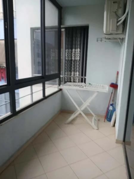 Tirane, jepet me qera apartament 2+1+Ballkon Kati 7, 100 m² 450 € 