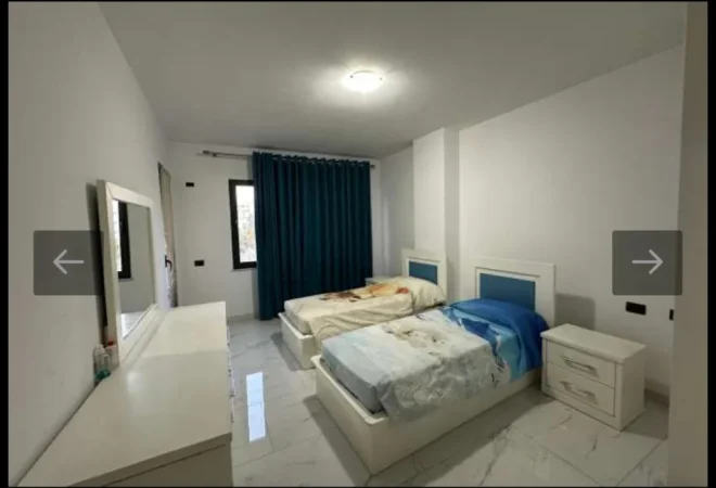 Tirane, ndarje qeraje me vajze apartament 2+1+Aneks+Ballkon Kati 3, 120 m² 500 € (Bulevardi Migjeni)