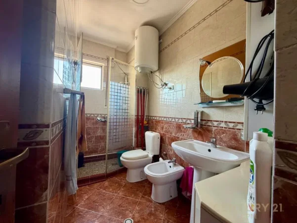 Tirane, shitet apartament 2+1+Ballkon Kati 7, 74 m² 220.000 € (Sulejman Delvina)