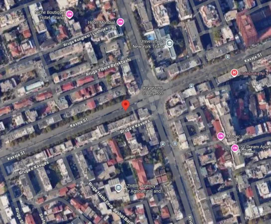 Tirane, shitet dyqan Kati 0, 74 m² 650.000 € (Rruga e Kavajes tek 21 Dhjetori)