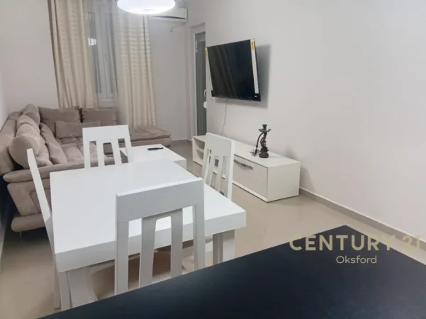 Tirane, jepet me qera apartament 2+1 Kati 7, 80 m² 770 € (21 Dhjetori)