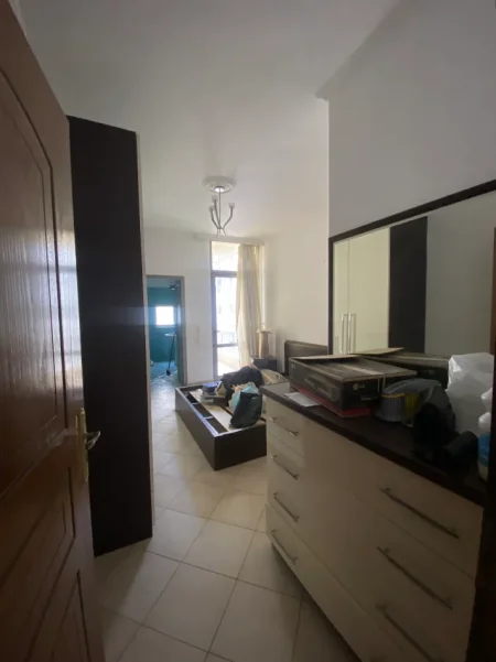 Tirane, jepet me qera apartament 2+1+Aneks Kati 3, 100 m² 450 €