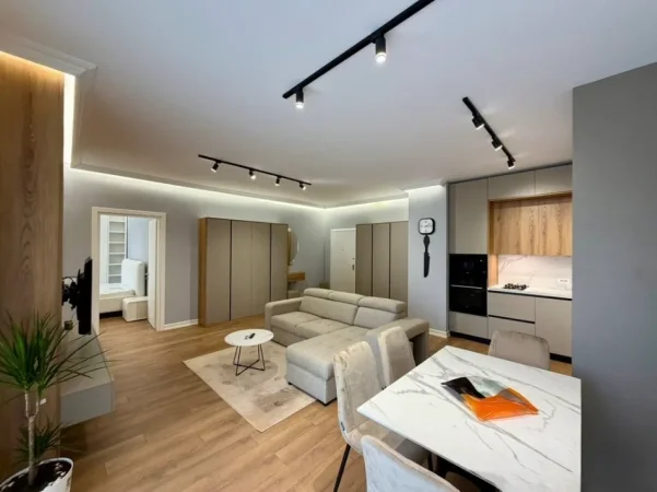 Tirane, jepet me qera apartament 1+1+Ballkon , 78 m² 700 € (Don Bosko)