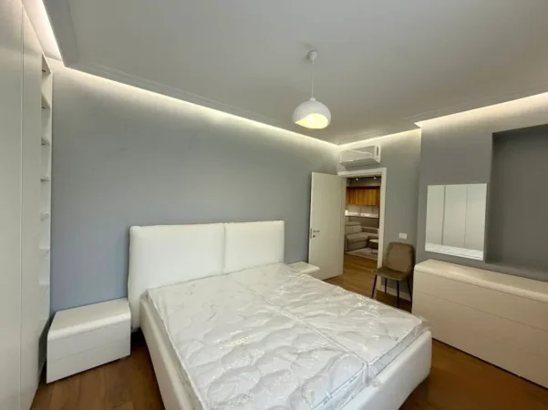 Tirane, jepet me qera apartament 1+1+Ballkon , 78 m² 700 € (Don Bosko)