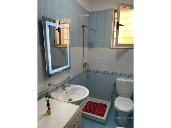 Tirane, jepet me qera apartament 1+1 Kati 1, 66 m² 570 € (mine peza)